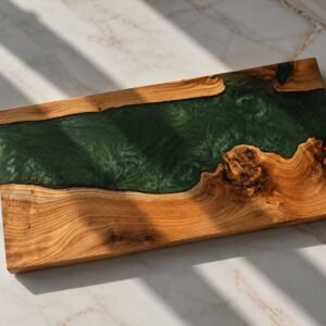 Tabla de teca con resina